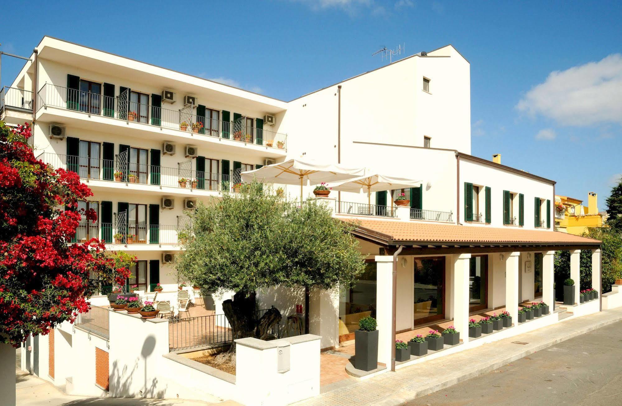 Angedras Hotel